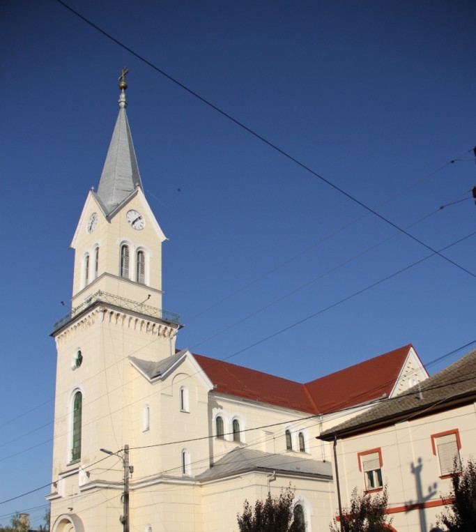 Kirchendach nach der Renovierung